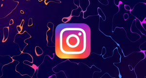 Instagram experiences global outages