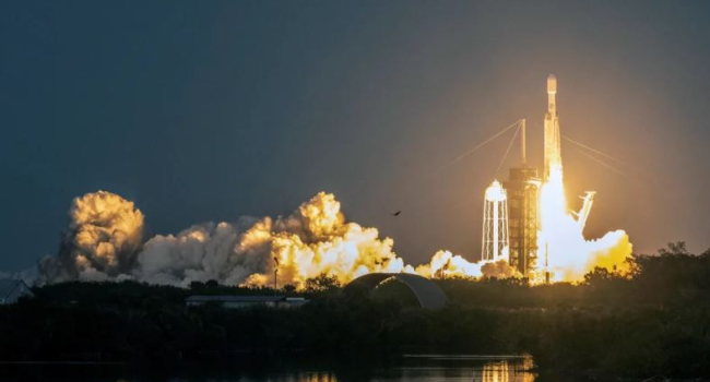 SpaceX-ը Falcon Heavy հրթիռ է արձակել, որը ԱՄՆ տիեզերական ուժերի համար գաղտնի բեռներ է բարձրացրել տիեզերք