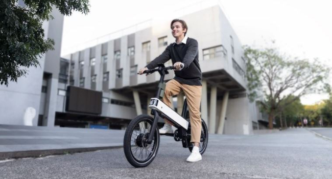 Acer introduces the ebii electric bike, which works with AI