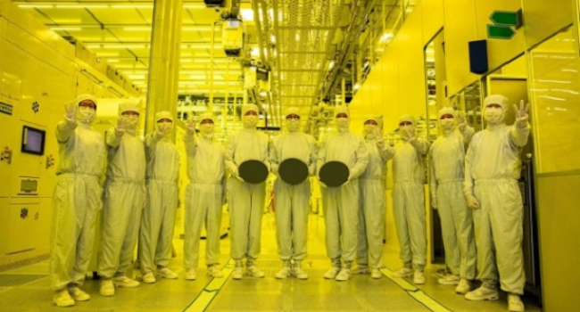 Уже в первой половине 2023 года Samsung начнет выпускать 4-нм чипы третьего поколения