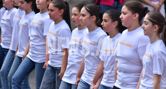 Ծրագրավորում, ռոբոտաշինություն և 3D մոդելավորում. Երևանի թիվ 51 դպրոցում «Արմաթ» լաբորատորիա է բացվել (ֆոտո)