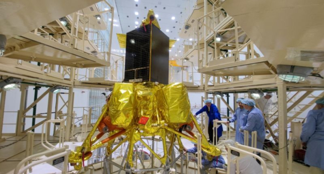 Russia’s Luna-25 module collides with Moon surface, contact with it is lost