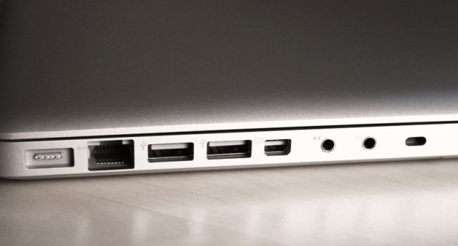 Apple добавила детекцию влаги в USB-С в ноутбуках и компьютерах