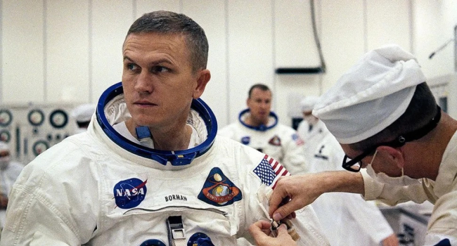 Astronaut Frank Borman who led first flight to Moon dies at 95