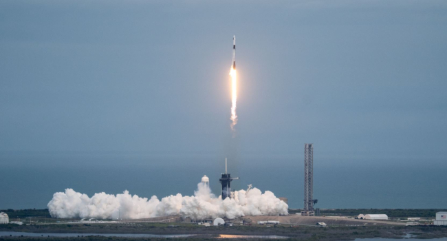 SpaceX отправила на МКС корабль с туристами, в том числе с первым турецким астронавтом