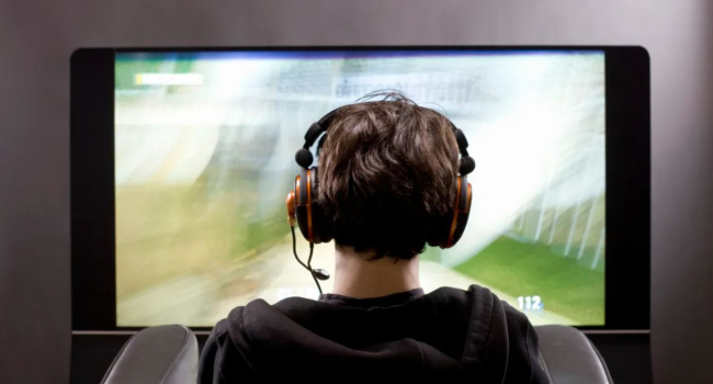 How to realize that your child is addicted to computer games and what should be done?