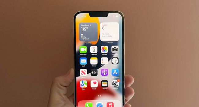 Три лучших iPhone, которые стоит купить в 2024 году