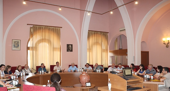 Ի՞նչ անել, որ երեխաները սիրեն ֆիզիկան. քննարկում են գիտնականները եւ ուսուցիչները