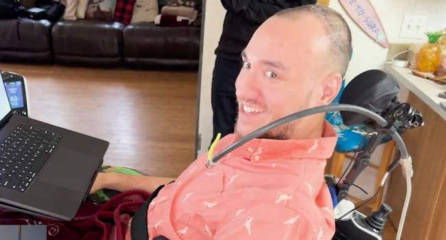 Patient speaks about possibilities gained by the chip implanted in his brain