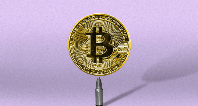Биткойн достиг рекордного максимума в $75 000