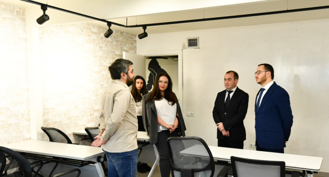 Մխիթար Հայրապետյանն այցելել է Picsart Academy, կարևորել որակյալ մասնագետների պատրաստումը