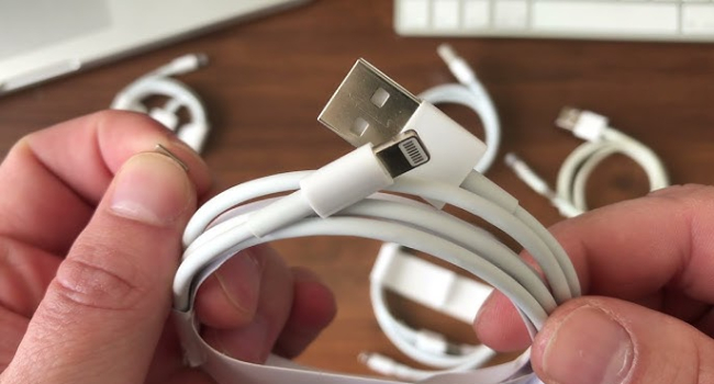 Какие риски может таить использование дешевых или поддельных USB-кабелей?