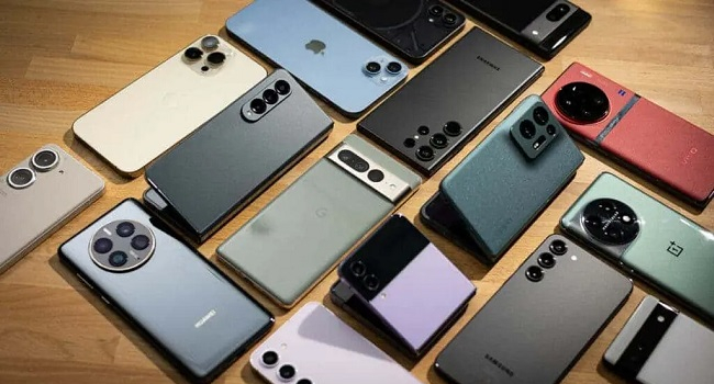 Смартфоны с увеличенными батареями: Realme и Honor задают новый тренд