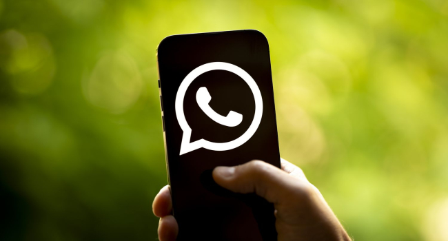 WhatsApp tests importing profile photos from Instagram and Facebook