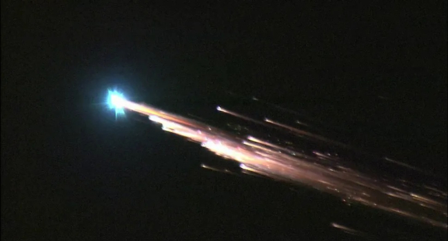 How earthquake seismometers can track space debris falling to Earth