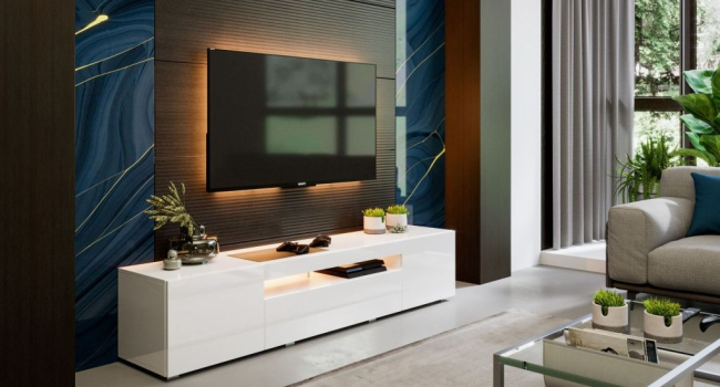 Direct sunlight can damage your TV: Why does this happen?