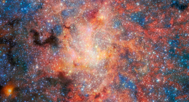 Water can survive near the supermassive black hole at the centre of the Milky Way