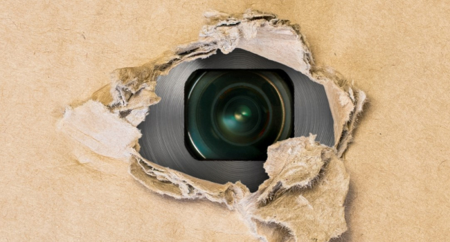 Smartphone learns to find hidden cameras in five seconds
