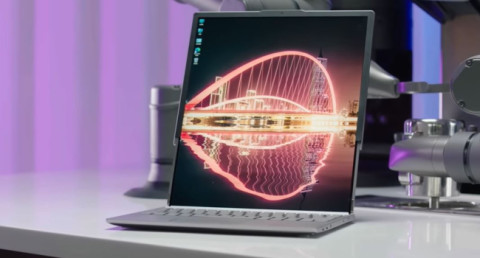 Lenovo-ն և Motorola-ն ընդարձակվող սմարթֆոնի և նոութբուքի կոնցեպտ են ցուցադրել
