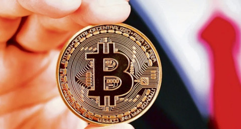 Users withdraw $1.35 billion worth of bitcoins from Binance after FTX crash: What's Bitcoin doing right now?