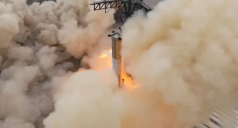 SpaceX-ը Starship տիեզերանավի առաջին փուլի ստատիկ կրակային փորձարկում է անցկացրել. ոչ բոլոր շարժիչներն են աշխատել