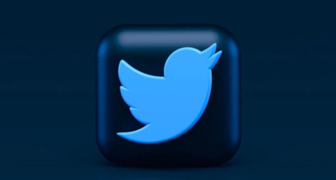 More than half of Twitter's 1,000 largest advertisers leave social platform, and ex-employees create competing platforms