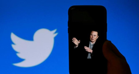 Twitter revenue, profit fall by 40% in December 2022. Why?