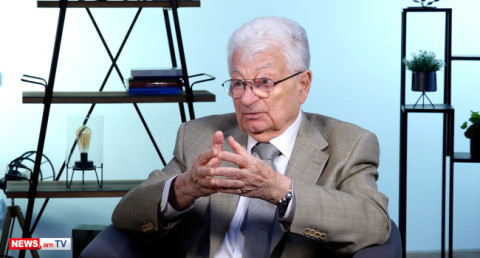The public should not demand that scientists be like everyone else։ Yuri Oganesyan