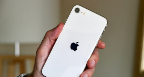 Sending intimate photos to iPhone owners will get even harder