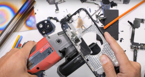 How much titanium is there actually in iPhone 15 Pro Max? Blogger takes extreme measures to find out