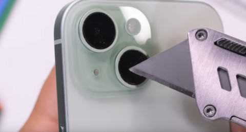 iPhone 15 and 15 Plus are stronger than titanium Pro Max: Smartphones were tested by fire and bending