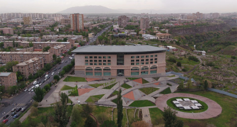 Թումոն արցախցիներին առաջարկում է անվճար ուսում, կրթաթոշակ և 6 ամսում կրտսեր դասընթացավար դառնալու հնարավորություն