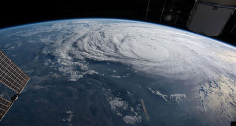 AI surpasses traditional weather forecasting in accuracy for the first time