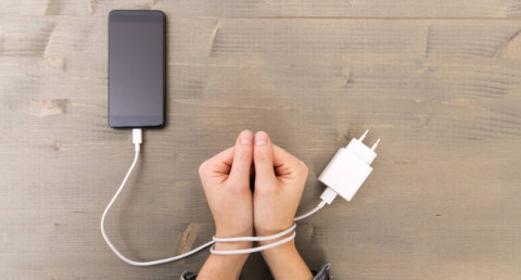 Smartphone addiction and digital well-being: How to balance between connectivity and mental health?