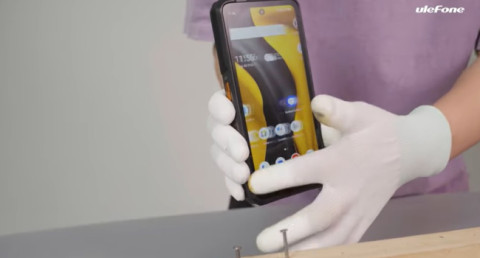 Tests with fire, knife and drill: Creators show durability of Ulefone Armor 26 Ultra (video)