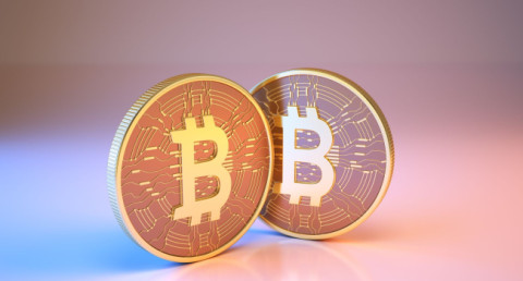 After the assassination attempt on Trump, Bitcoin rose to a two-week high
