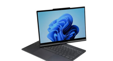Lenovo-ն ցուցադրել է ապագայի նոութբուք, որի էկրանը հետևում է մարդու շարժումներին և հասկանում ձայնային հրամաններ