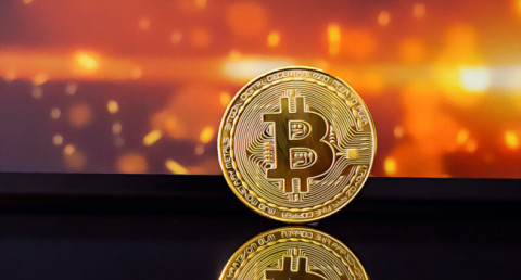 Bitcoin price crosses $70,000