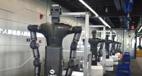 Shanghai opens first base for training humanoid robots