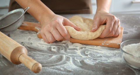 5 appliances for quality dough kneading