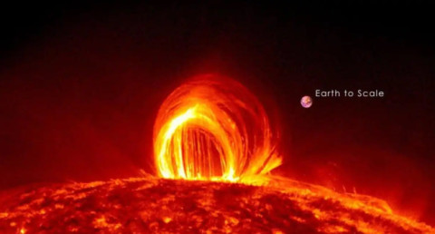 A new coronal hole on the Sun: Impact on Earth expected in 3–4 days