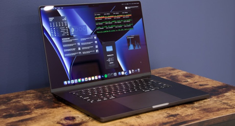 Apple preparing a premium “Ultra” product line: MacBook Ultra, foldable iPhone Ultra, and AirPods Ultra with cameras
