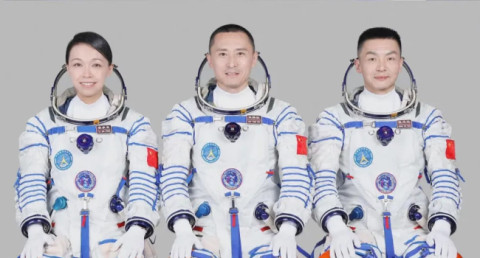 Китай объявил экипаж Shenzhou-23: В космос полетит первый тайконавт из Гонконга