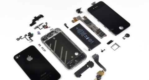 Interactive website lets you "take apart" any iPhone component by component