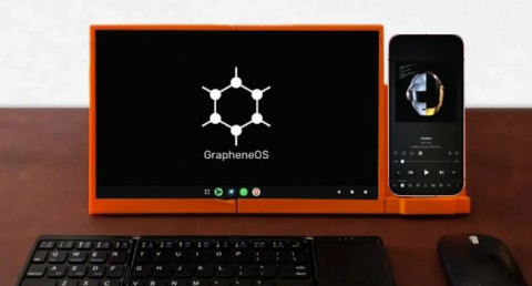 Enthusiast turns Google Pixel 9 into a full-fledged laptop with 3D printing