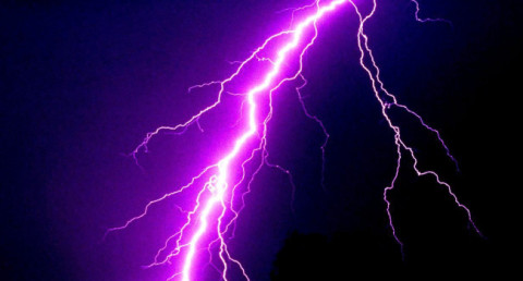 How lightning is born: What happens inside a storm cloud?