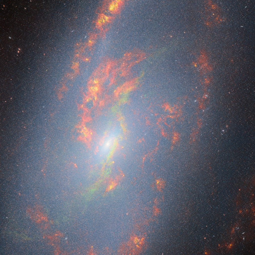 Messier 106 - 1.jpg (611 KB)