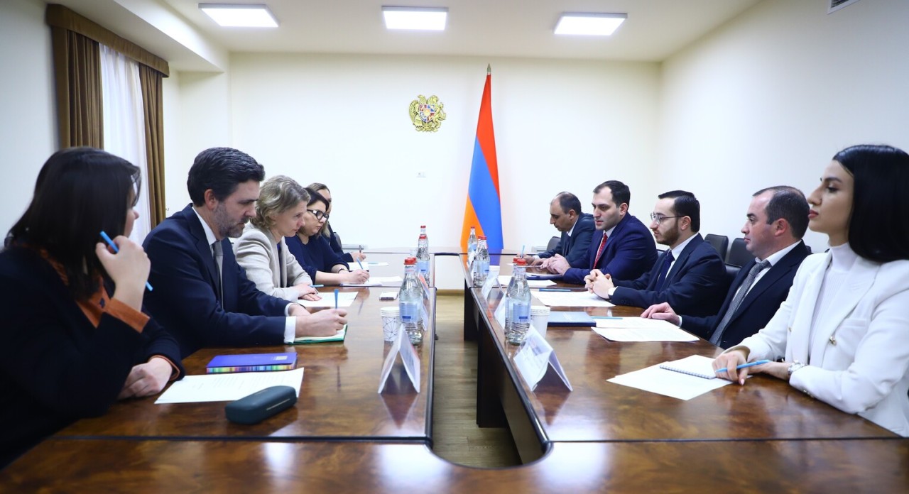 Մխիթար Հայրապետյան.jpg (150 KB)