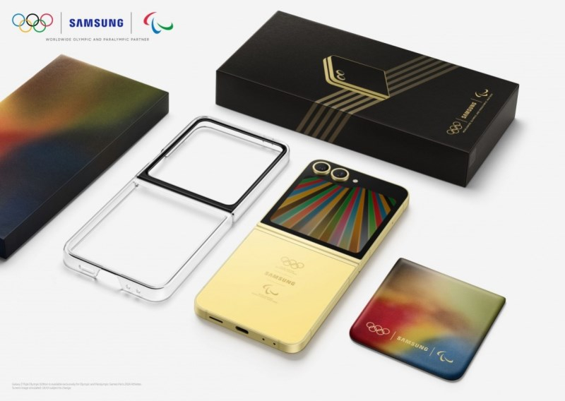 Galaxy Z Flip6 Olympic Edition 2.jpg (178 KB)
