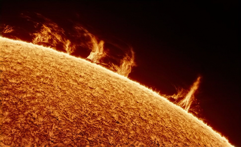 sun 3.jpg (205 KB)